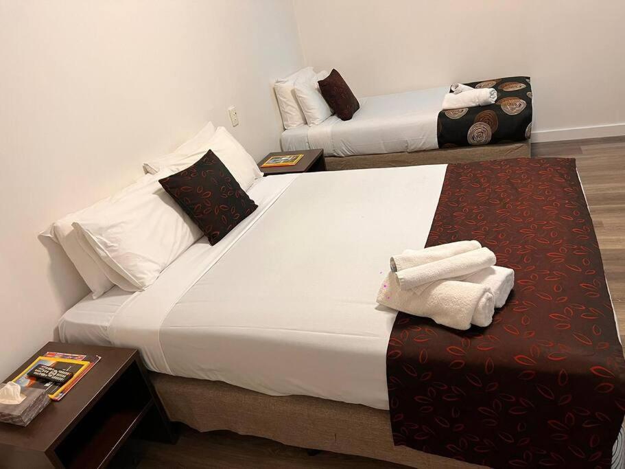 Entire Ensuite 304