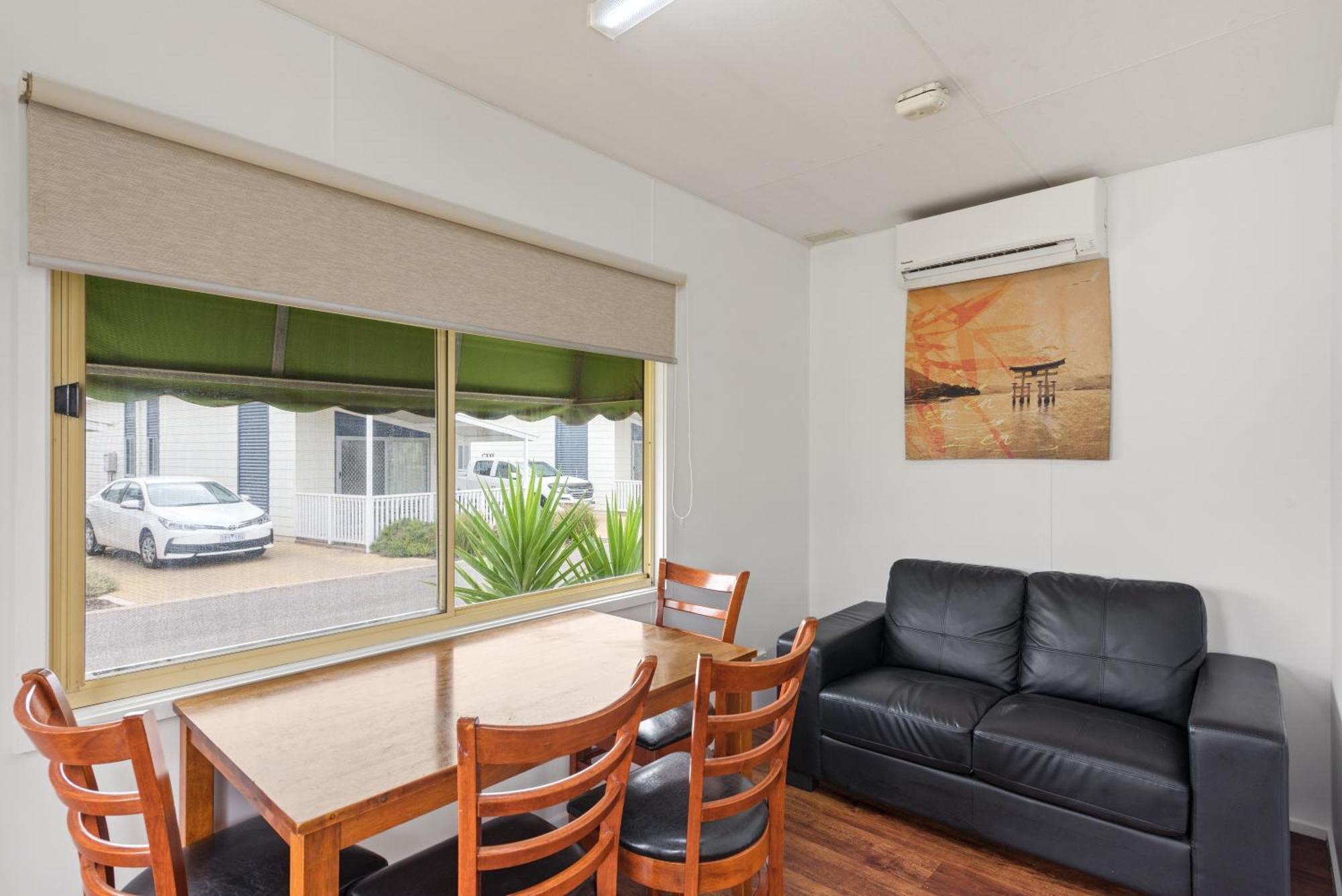 Discovery Parks - Beachfront Hotel