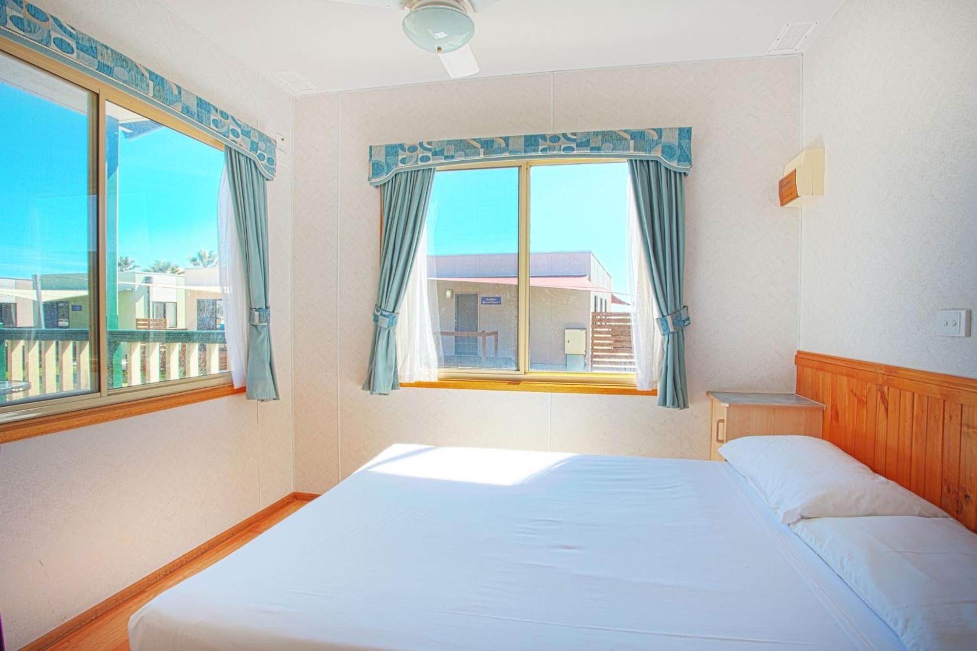 Discovery Parks - Beachfront Hotel