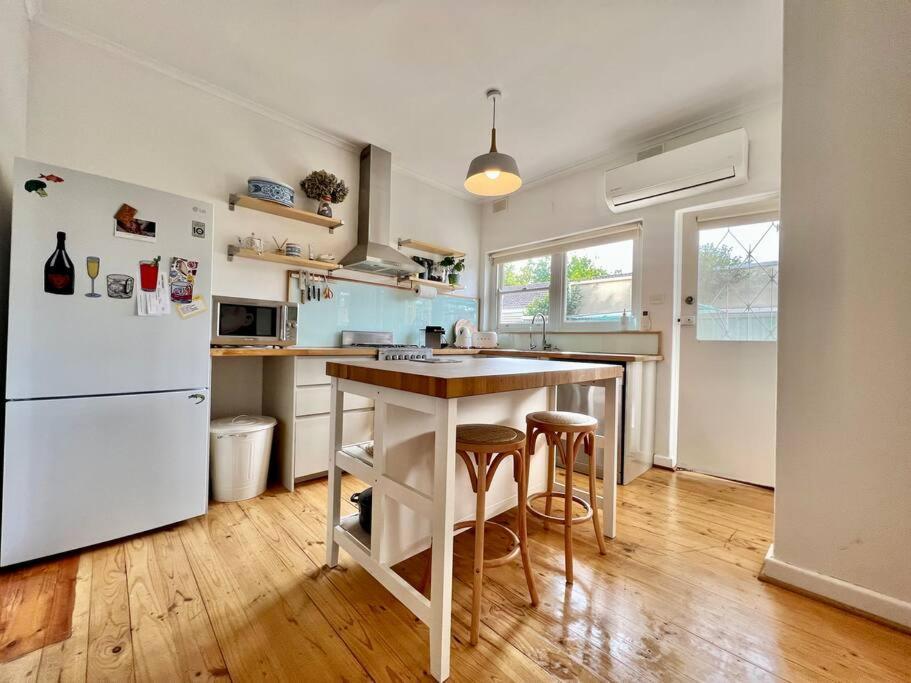 Six Kings - The Very Location Apartment