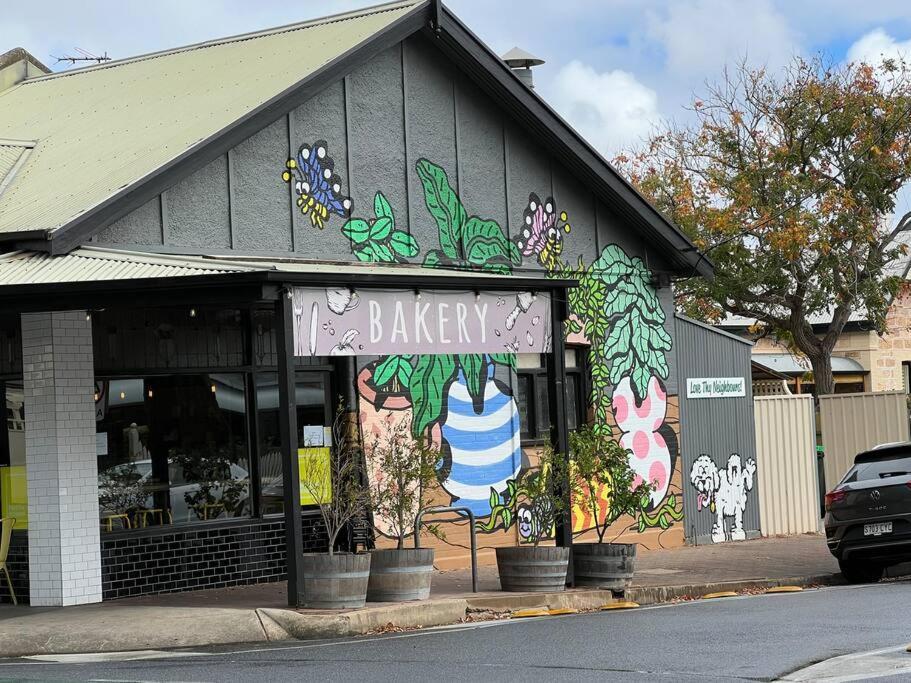 Six Kings - The Very Location Adelaide