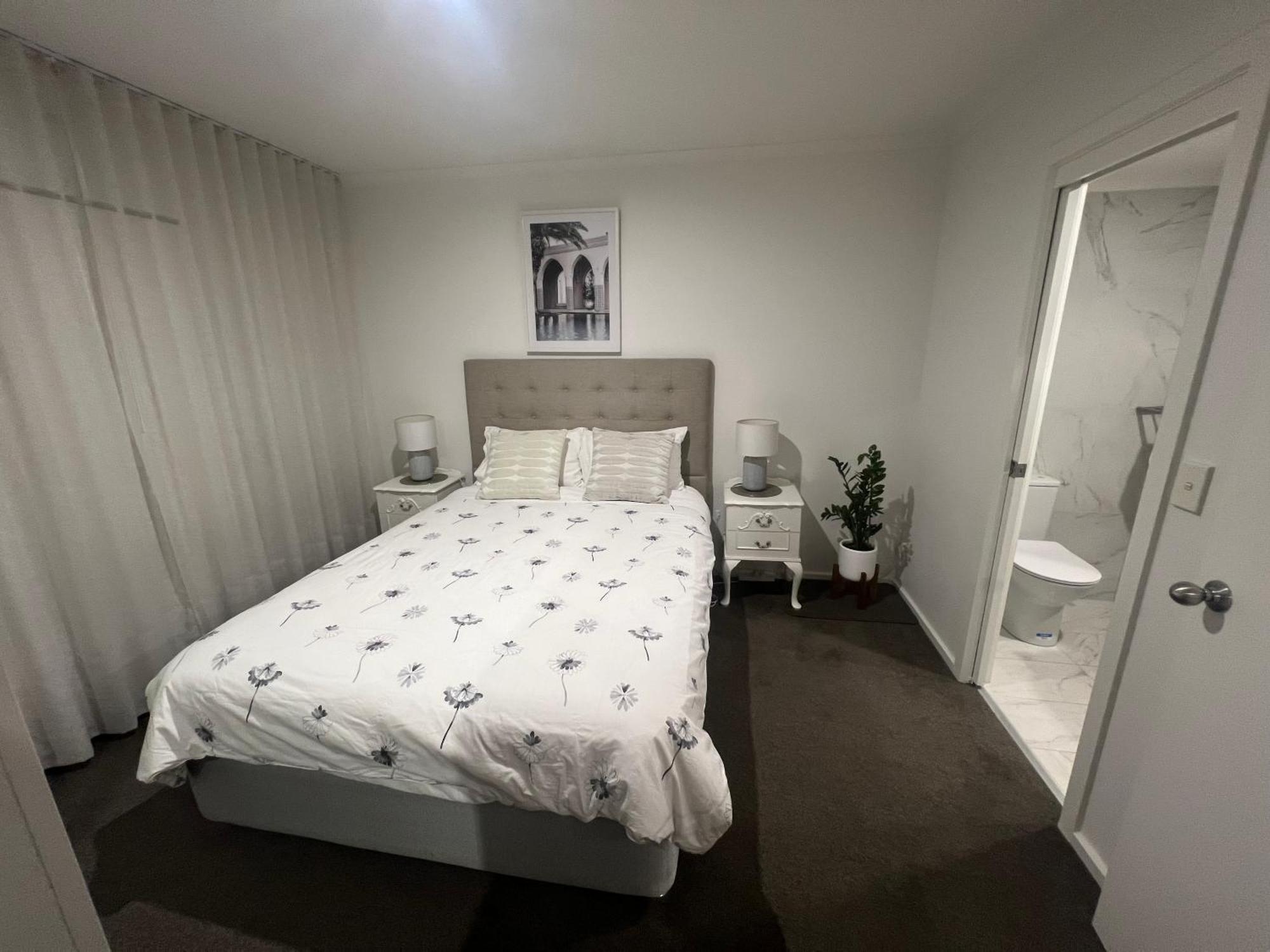 Cbd - 3br, 2bath & Carpark * Adelaide