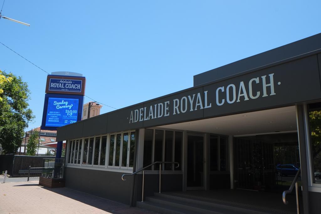Royal Coach 4*