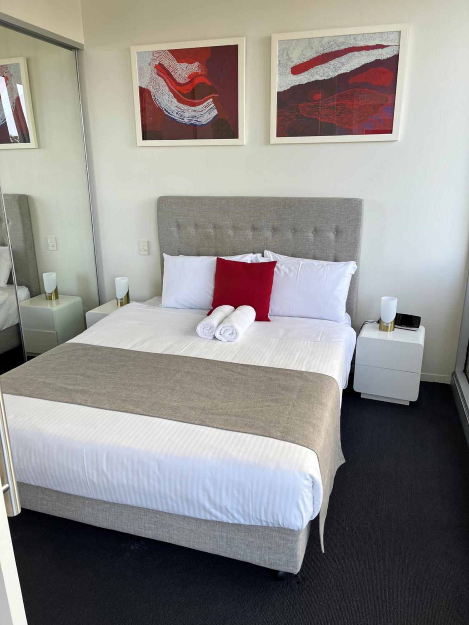 Tasha's On Warwick Aparthotel