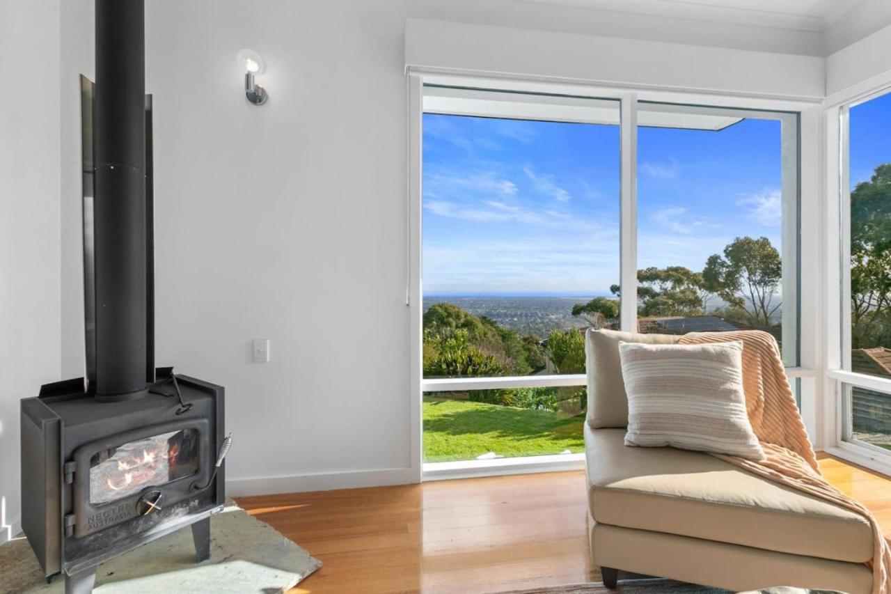 Sunset Estate In Mount Osmond *