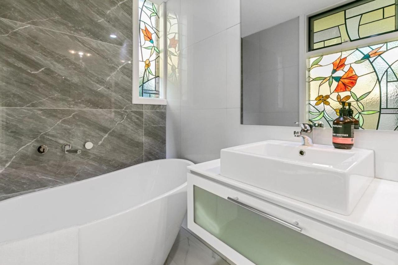 Sunset Estate In Mount Osmond Holiday home Adelaide