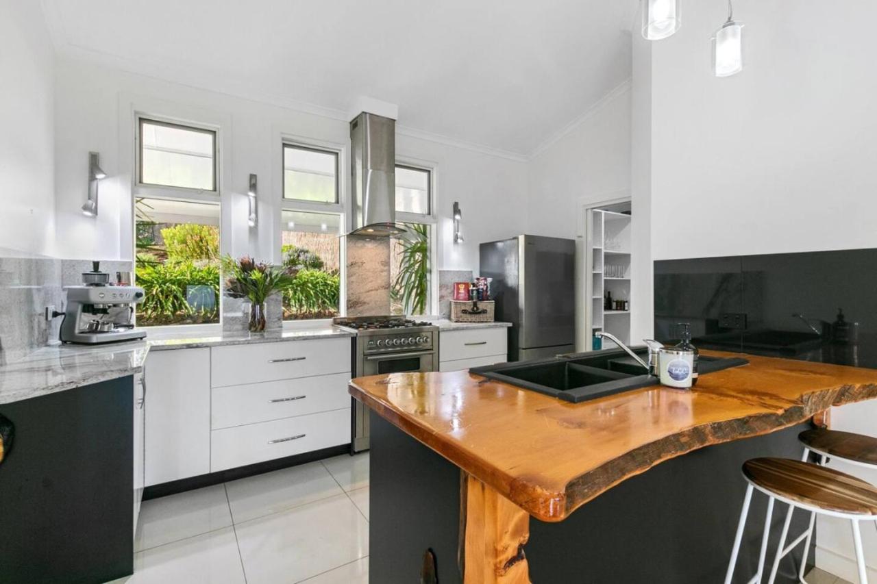 Sunset Estate In Mount Osmond * Adelaide