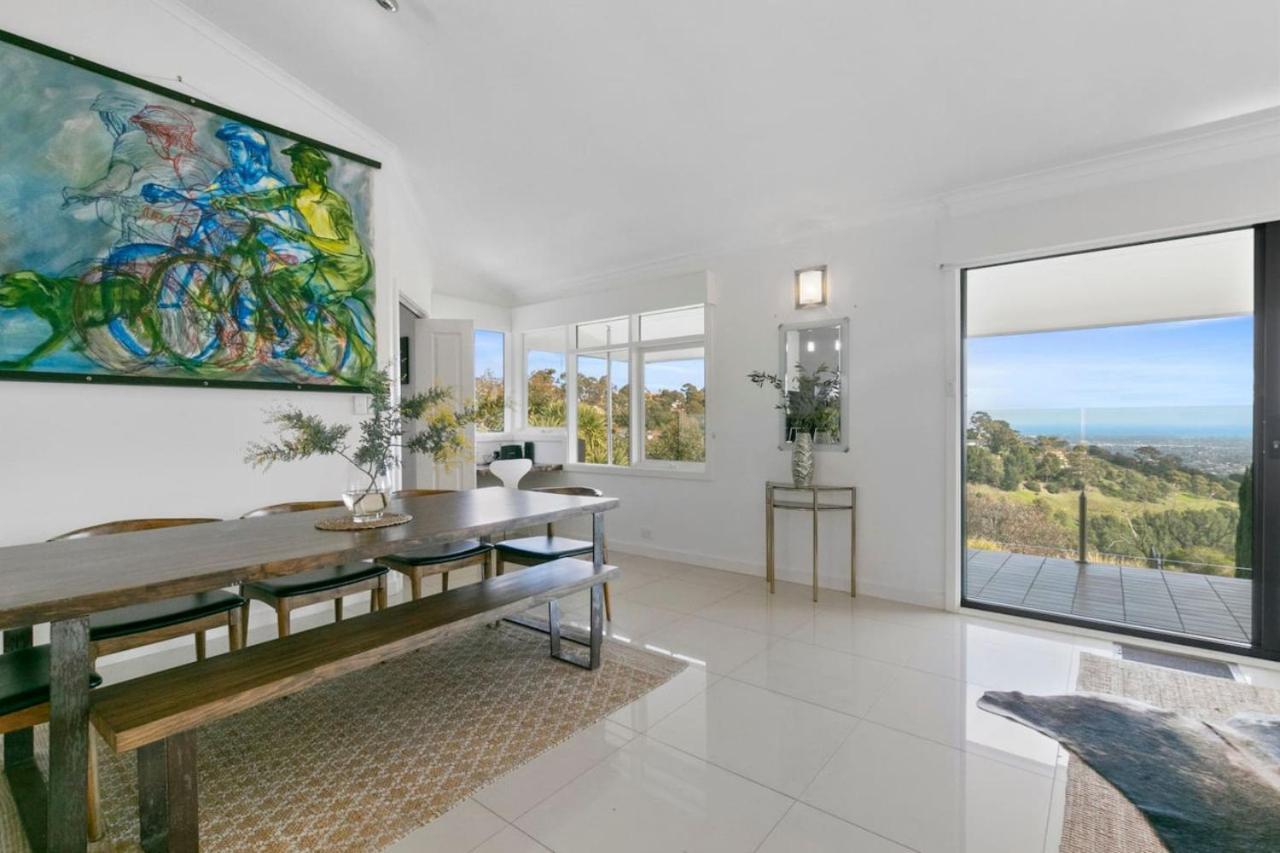 Sunset Estate In Mount Osmond Holiday home