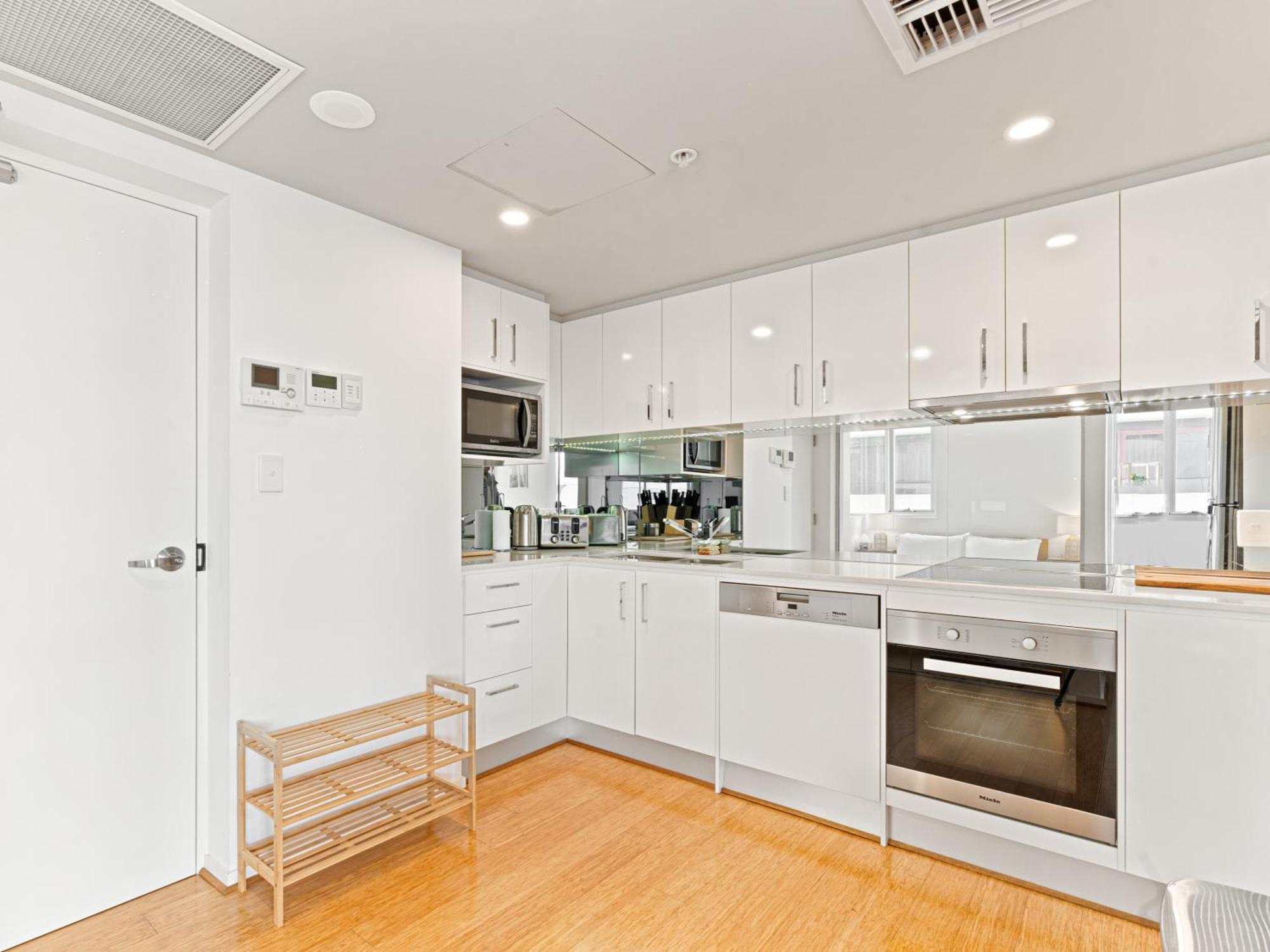Parkland Vista Luxury Retreat *