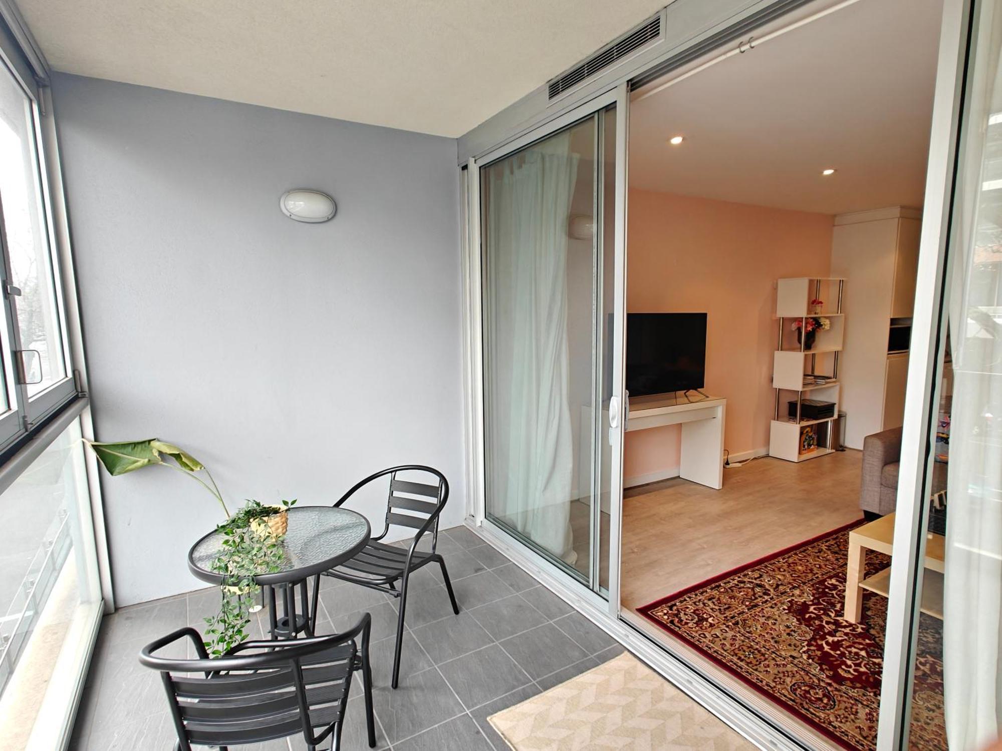 Luxury 2br In The Heart Of Cbd Apartment Adelaide