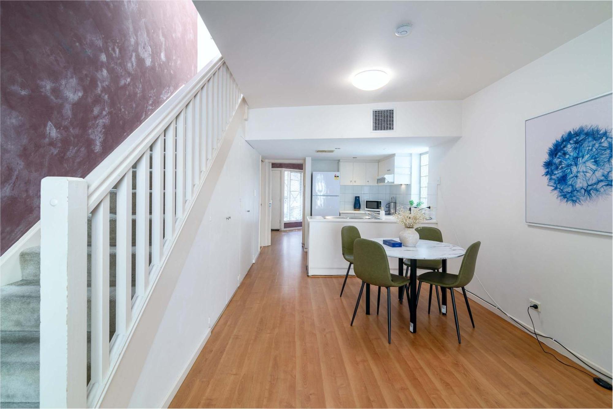2br Urban Nest Cosy & - Free Parking Holiday home Adelaide