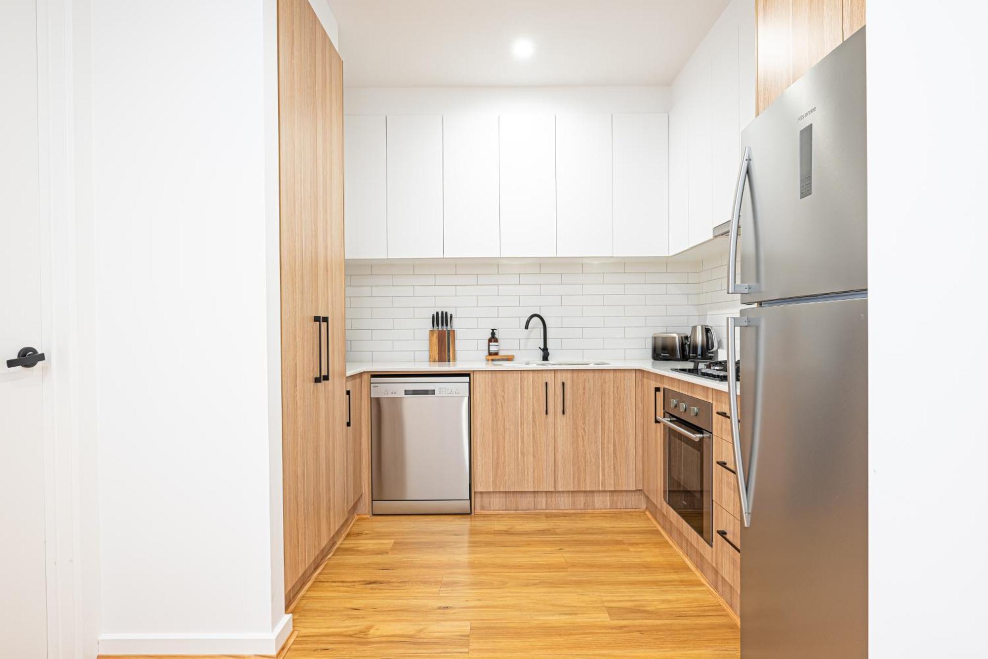Chic Flinders Park Getaway Adelaide