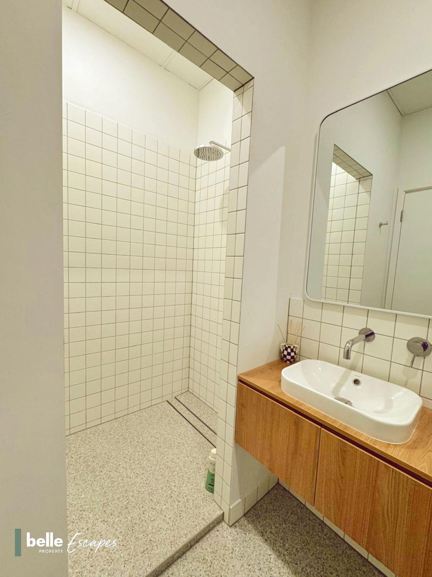Apartment Sturt Street #2 *