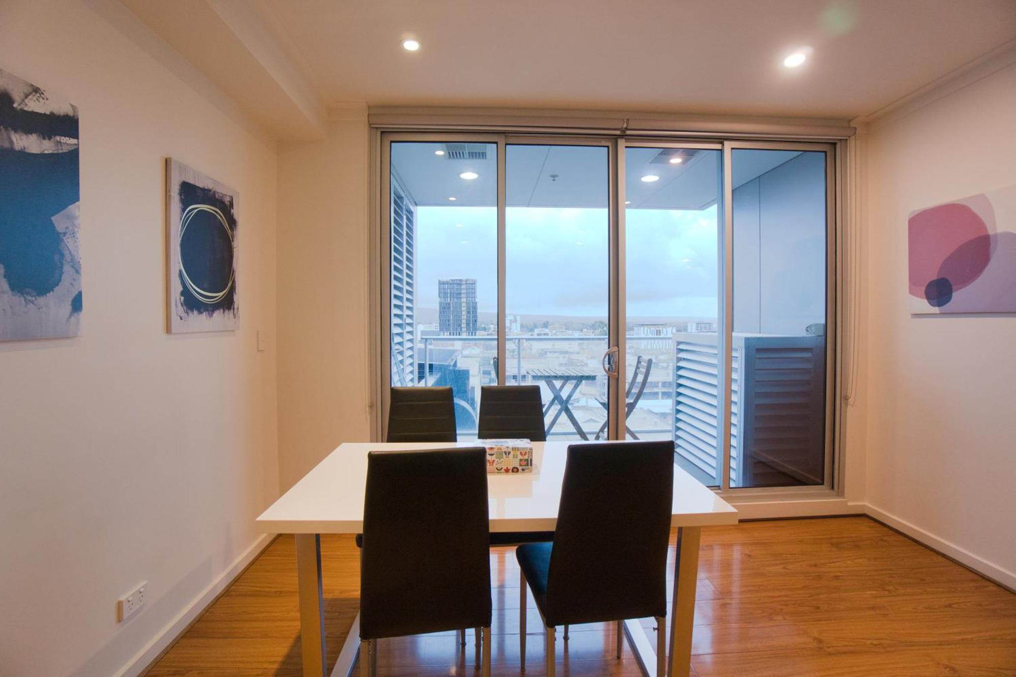 Amyra Residences At The Rowlands * Adelaide