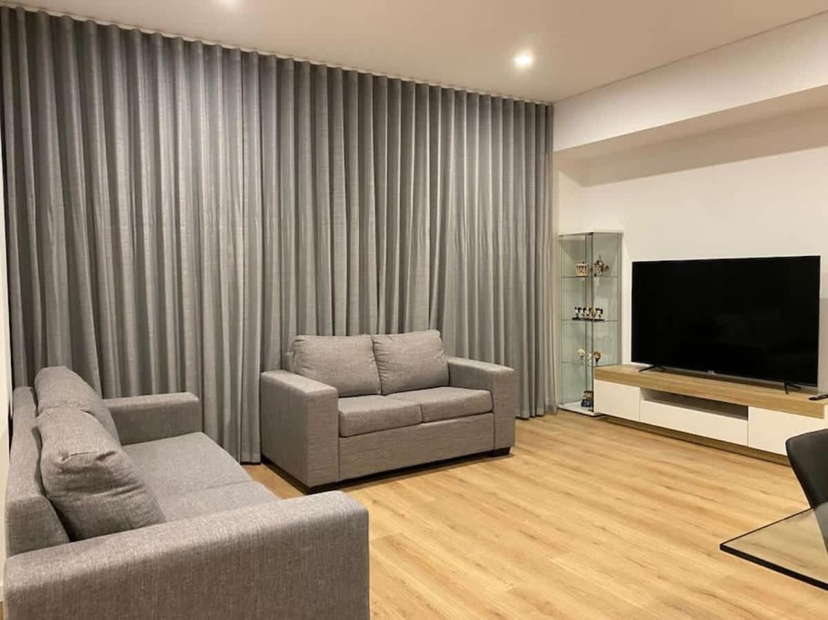 Apartamento Luxury 3 Bedroom With Pool-gym-sauna-steam Adelaide