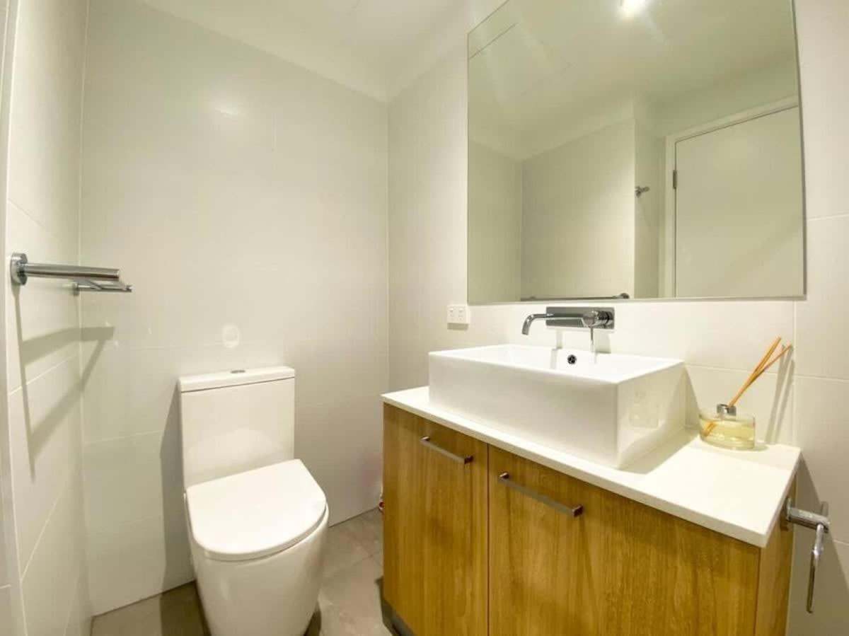 Beautiful 2br At Cbd With Pool-gym-bbq Adelaide