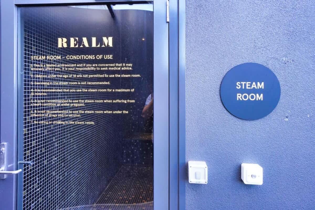 Apartment Serenity In The Sky - 2br In Rundle Mall