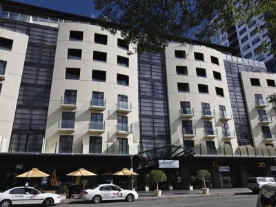 Hotel Mantra Hindmarsh Square Adelaide