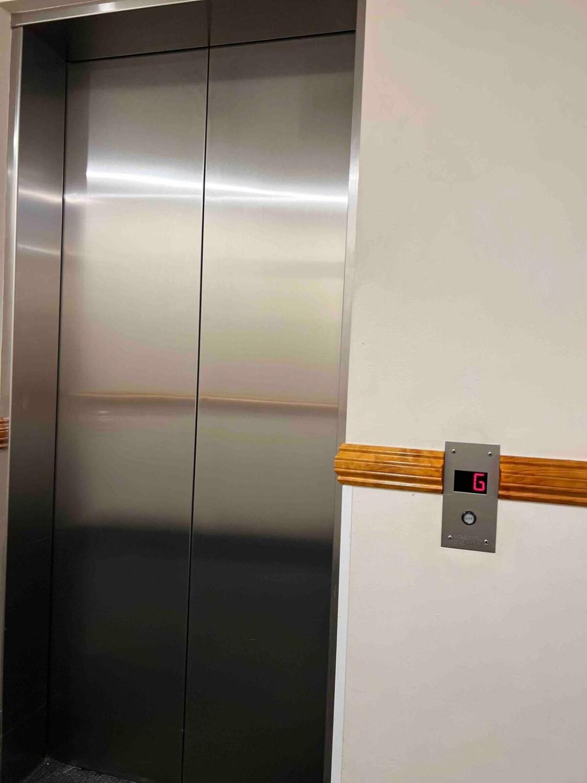 Apartment 312 Gouger