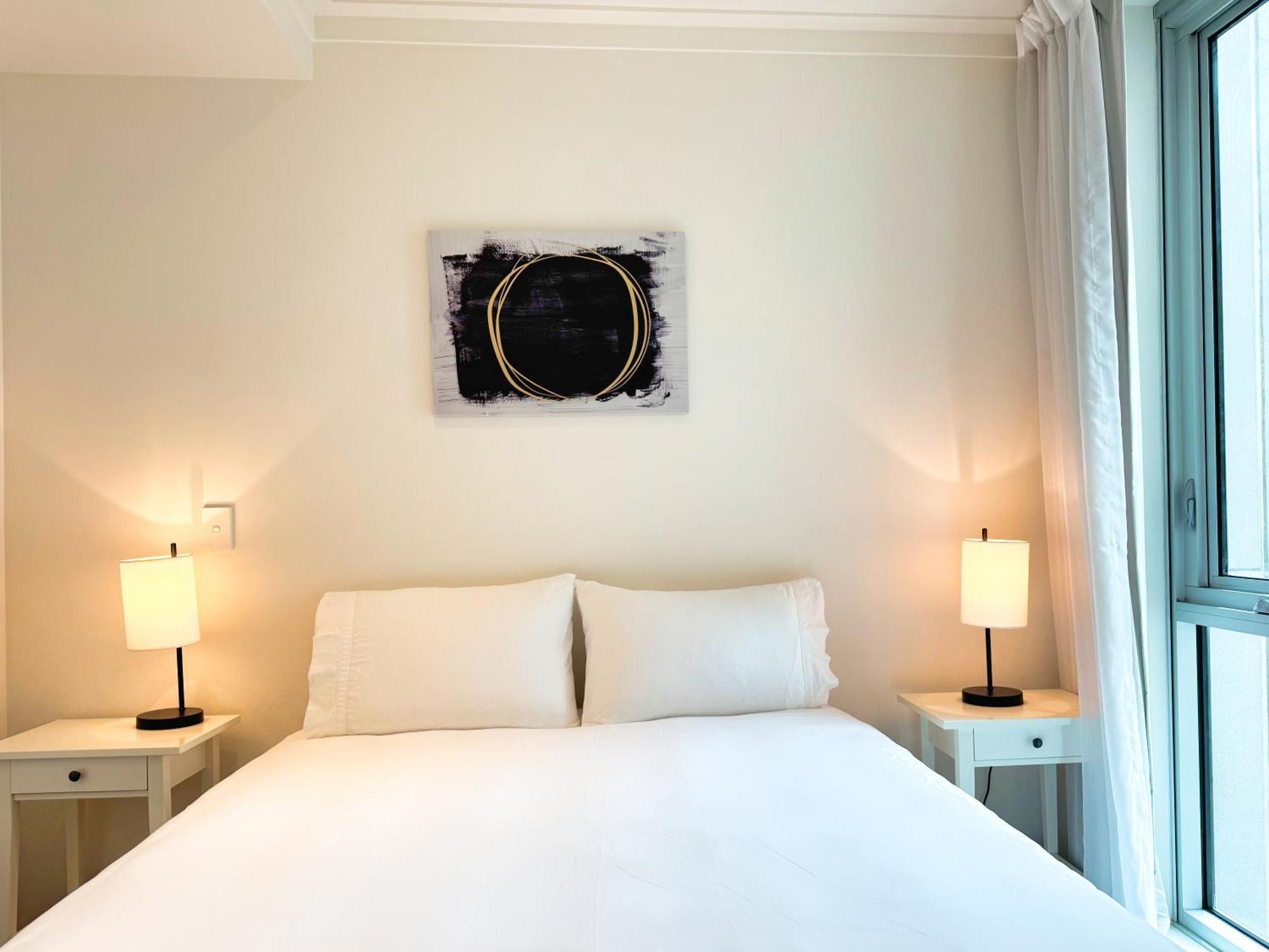 Amyra Residences At The Rowlands