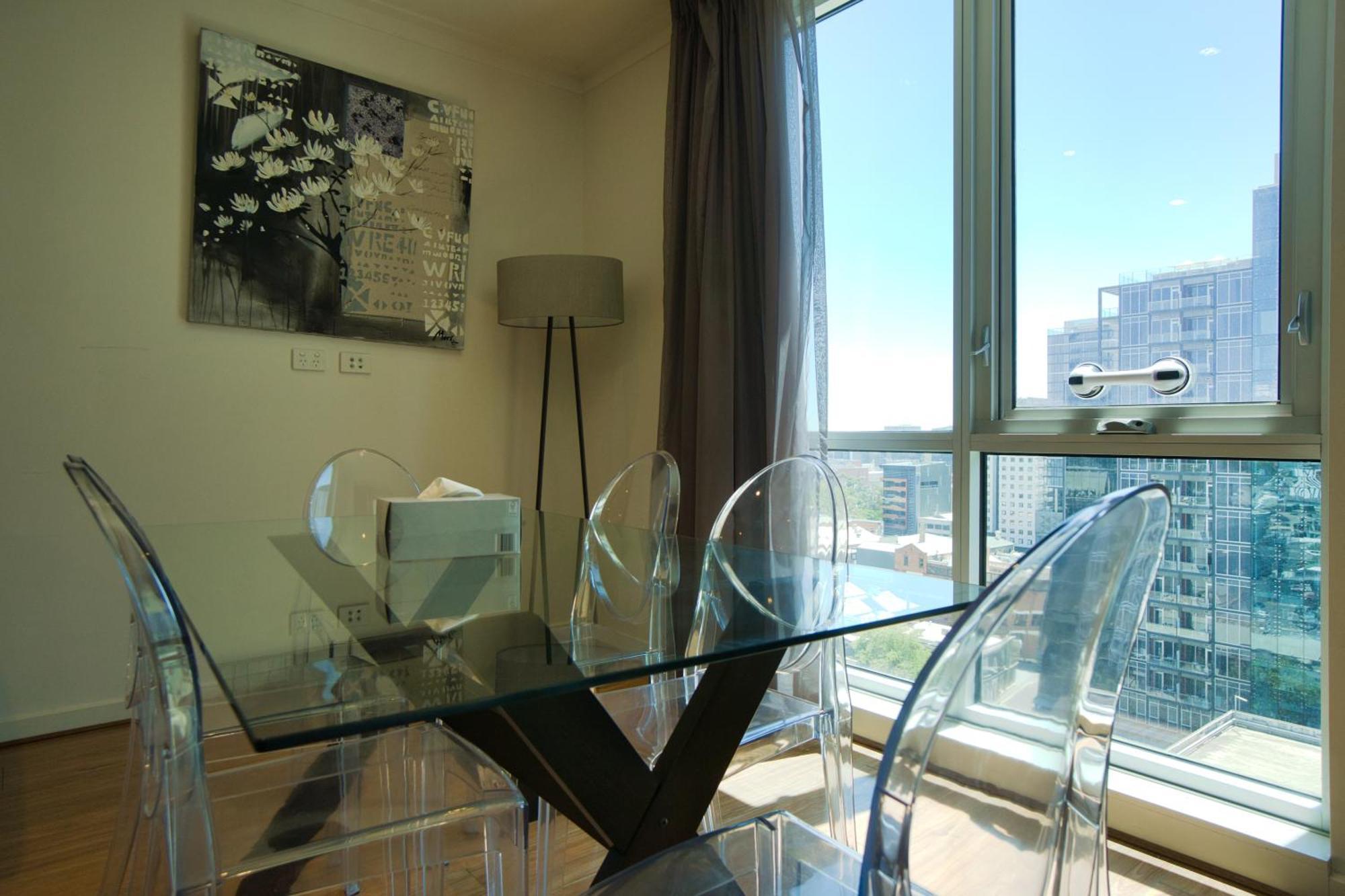 Amyra Residences At The Rowlands