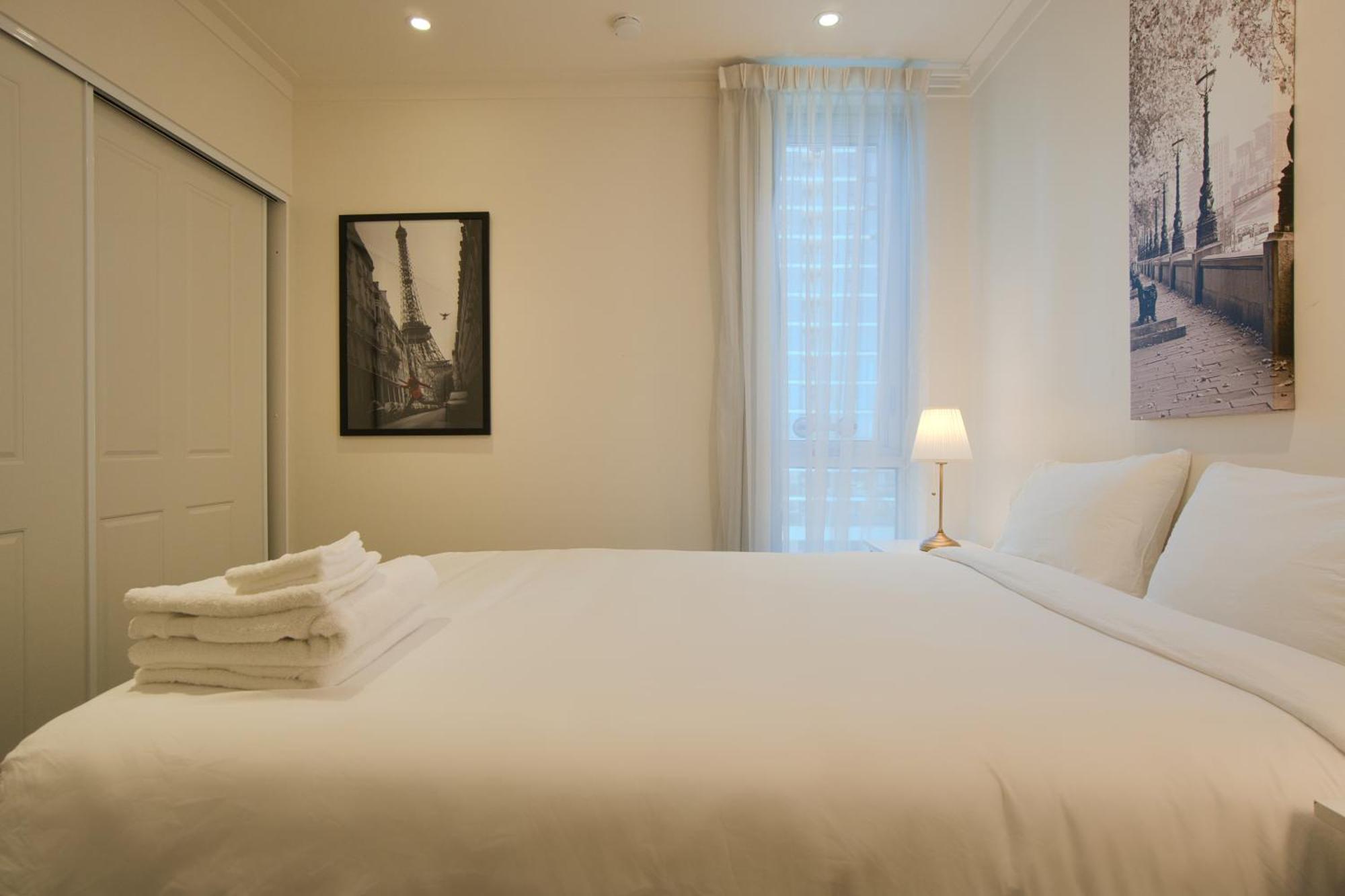 Aparthotel Amyra Residences At The Rowlands