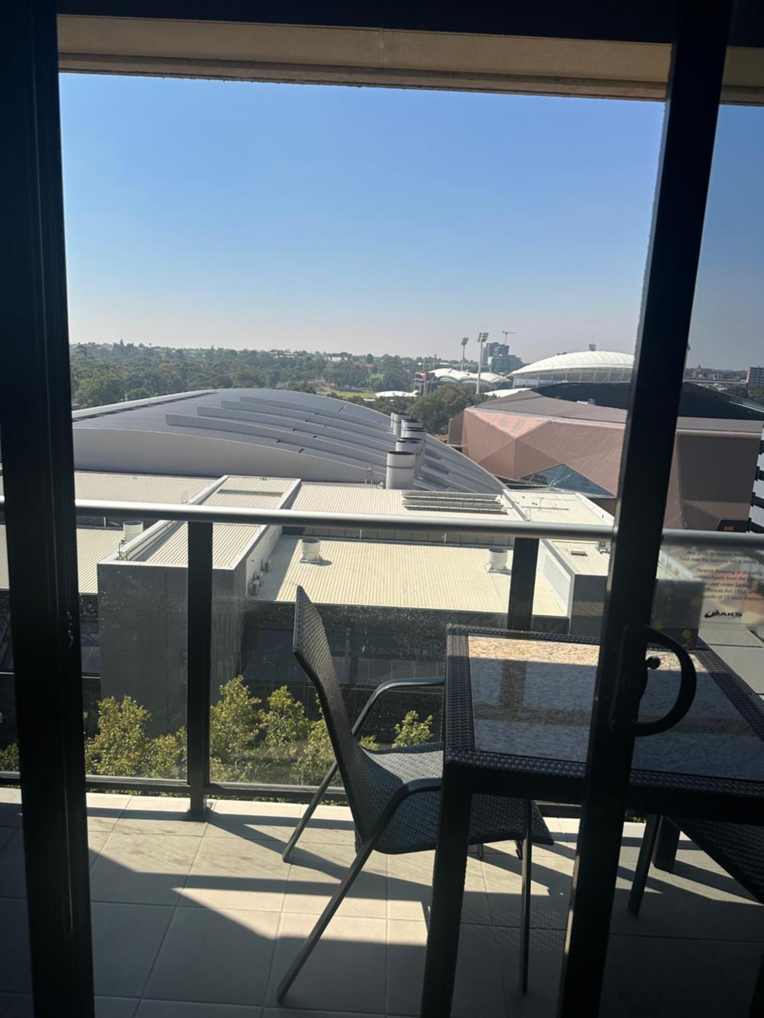 North Terrace Horizons Free Parking 4*