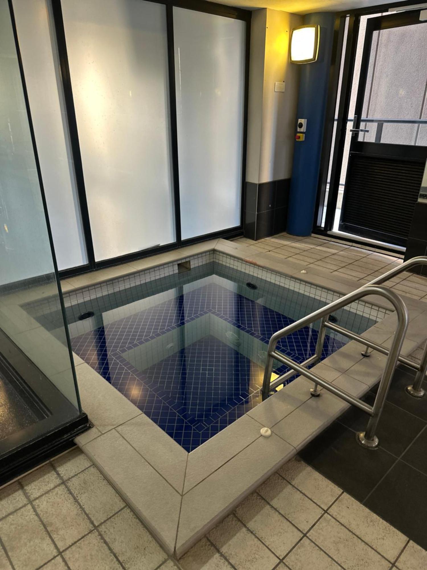 North Terrace Horizons Free Parking 4* Adelaide