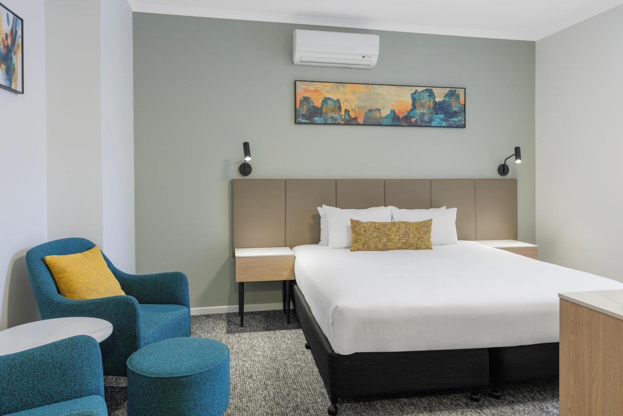 The Chancellor On Currie Hotel 4*