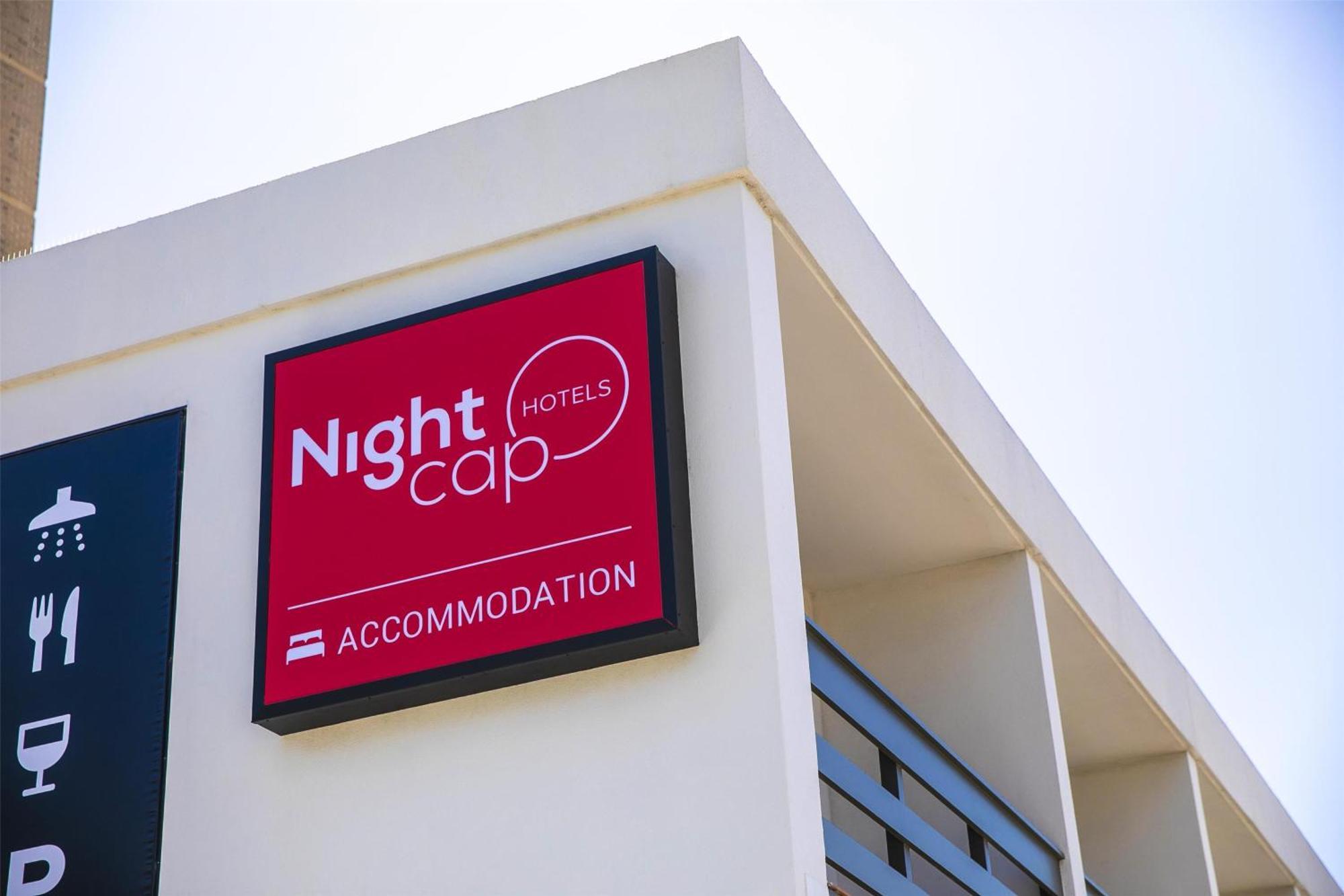 Nightcap At Watermark Glenelg Hotel Adelaide
