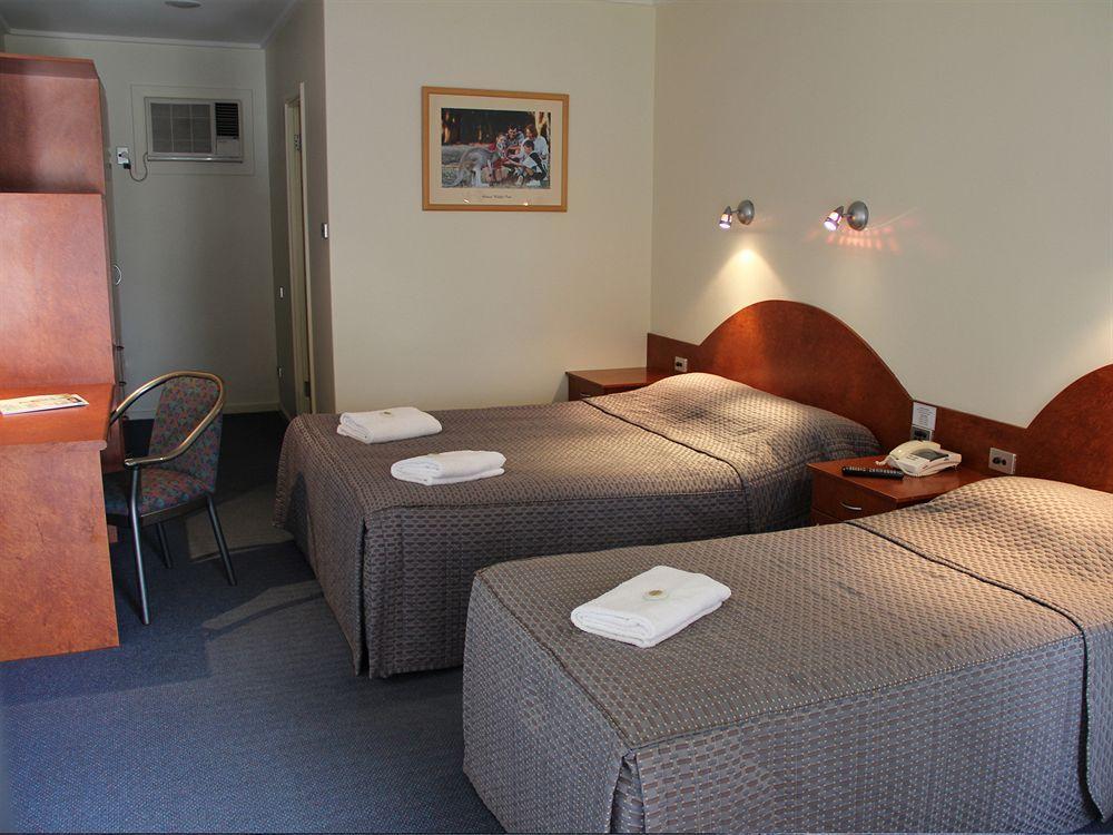 Hotel Tonsley Adelaide