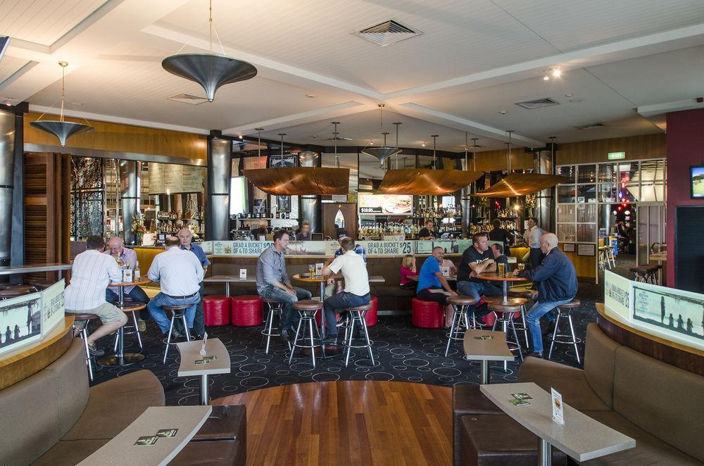 Hotel Nightcap At Watermark Glenelg Adelaide