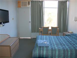 West Motel 3*