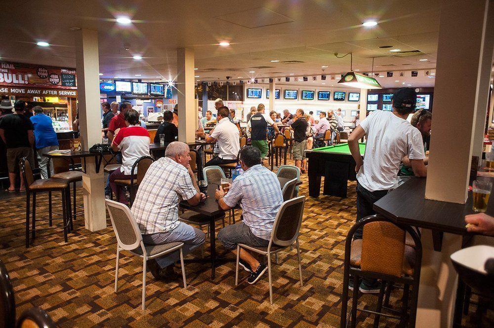 Morphett Arms Hotel 3*