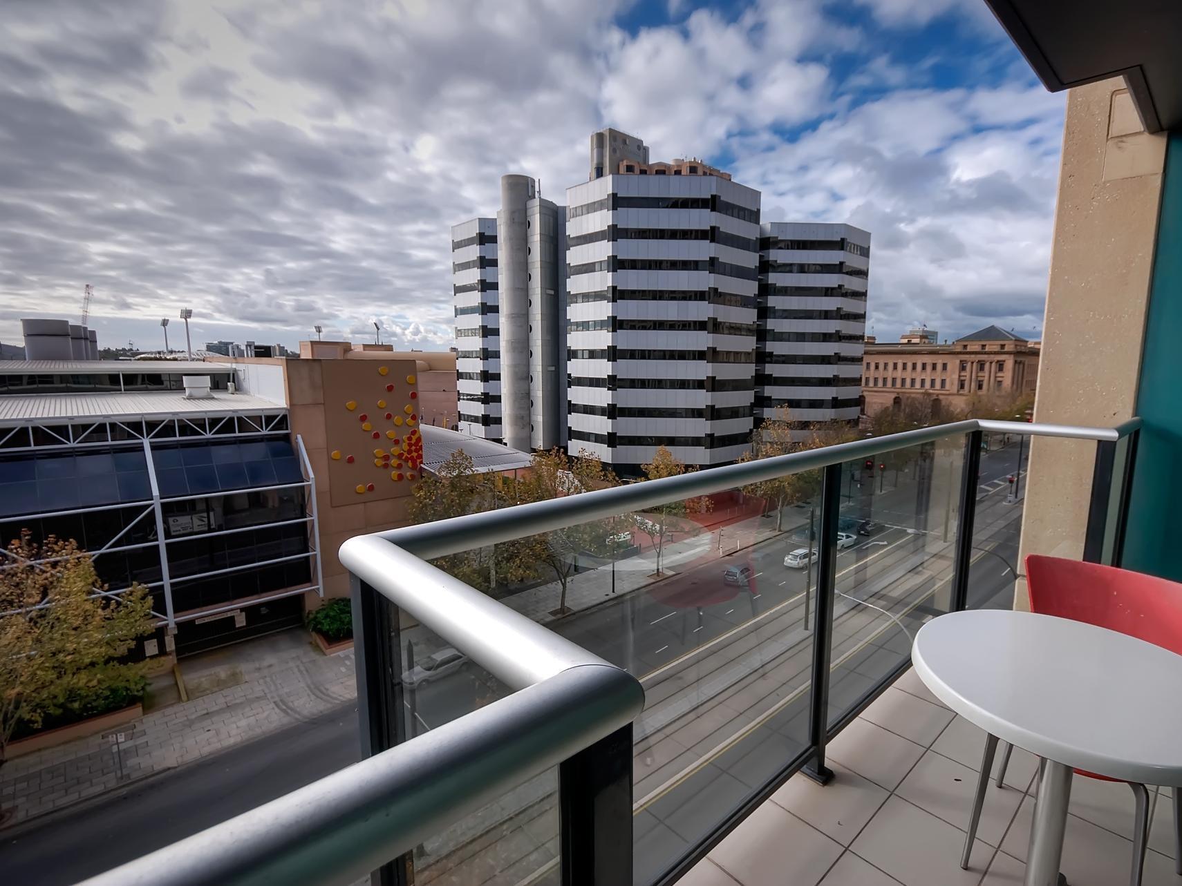 La Loft North Terrace Aparthotel 4*