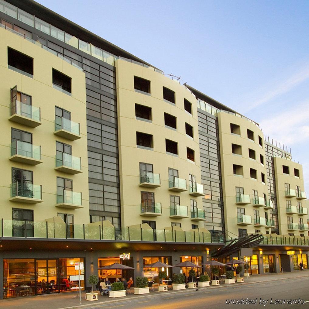 Mantra Hindmarsh Square Hotel
