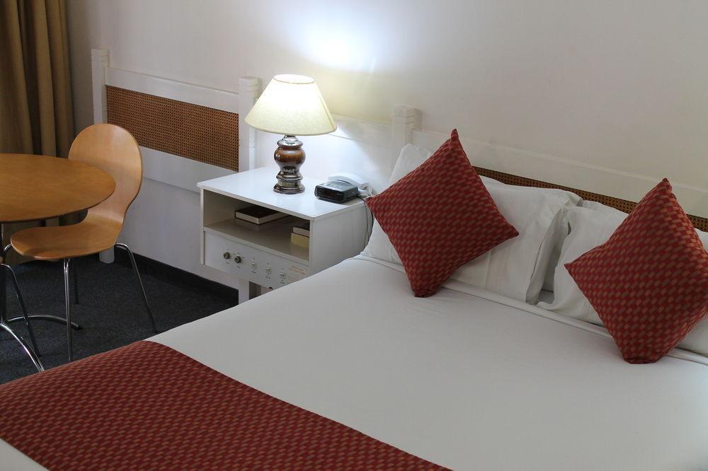 Econo Dockside Glenelg Lodge Adelaide