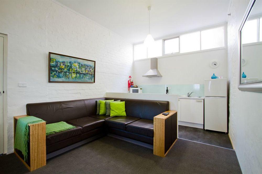 Seawall 4* Adelaide