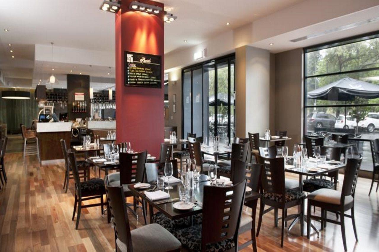 Hotel Mantra Hindmarsh Square