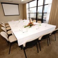 Hotel Mantra Hindmarsh Square 4*