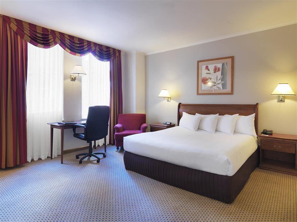 The Chancellor On Currie Hotel 4*