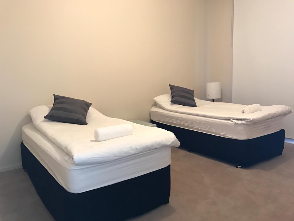 West Lakes * Adelaide