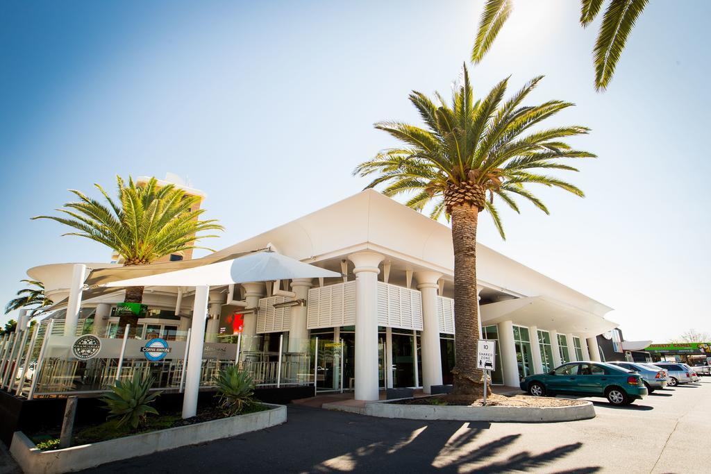 Nightcap At Watermark Glenelg Hotel 3*