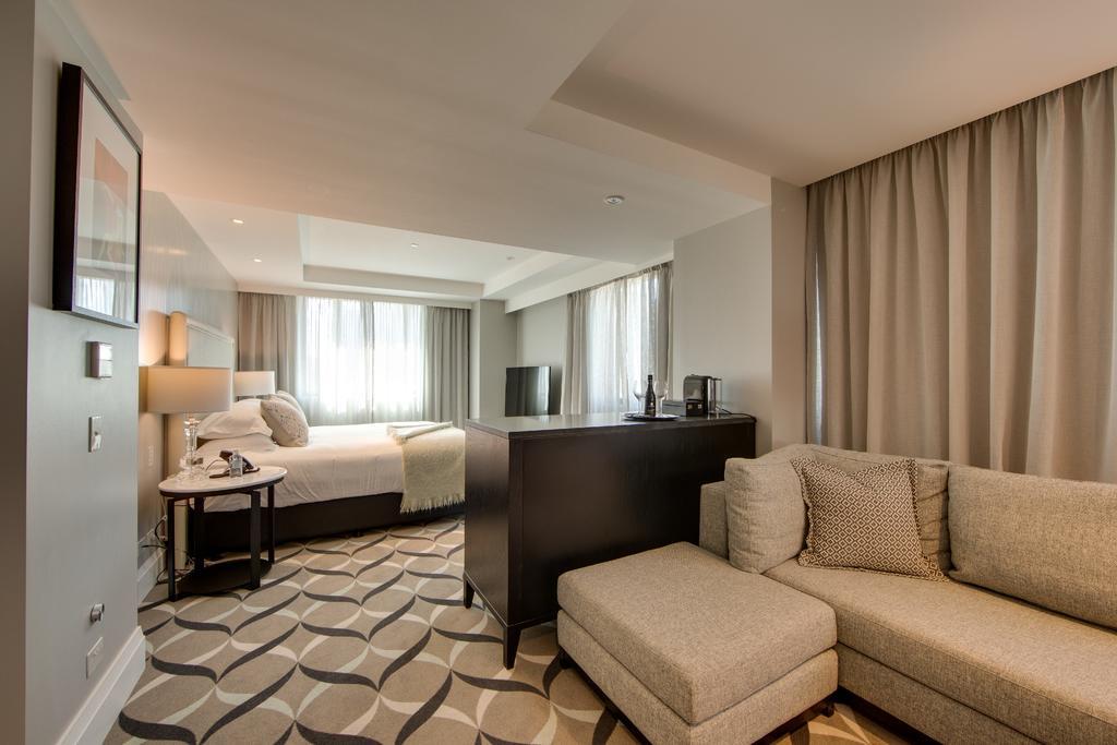 Mayfair Hotel Adelaide