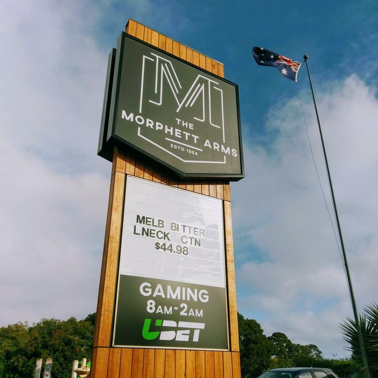 Morphett Arms 3*