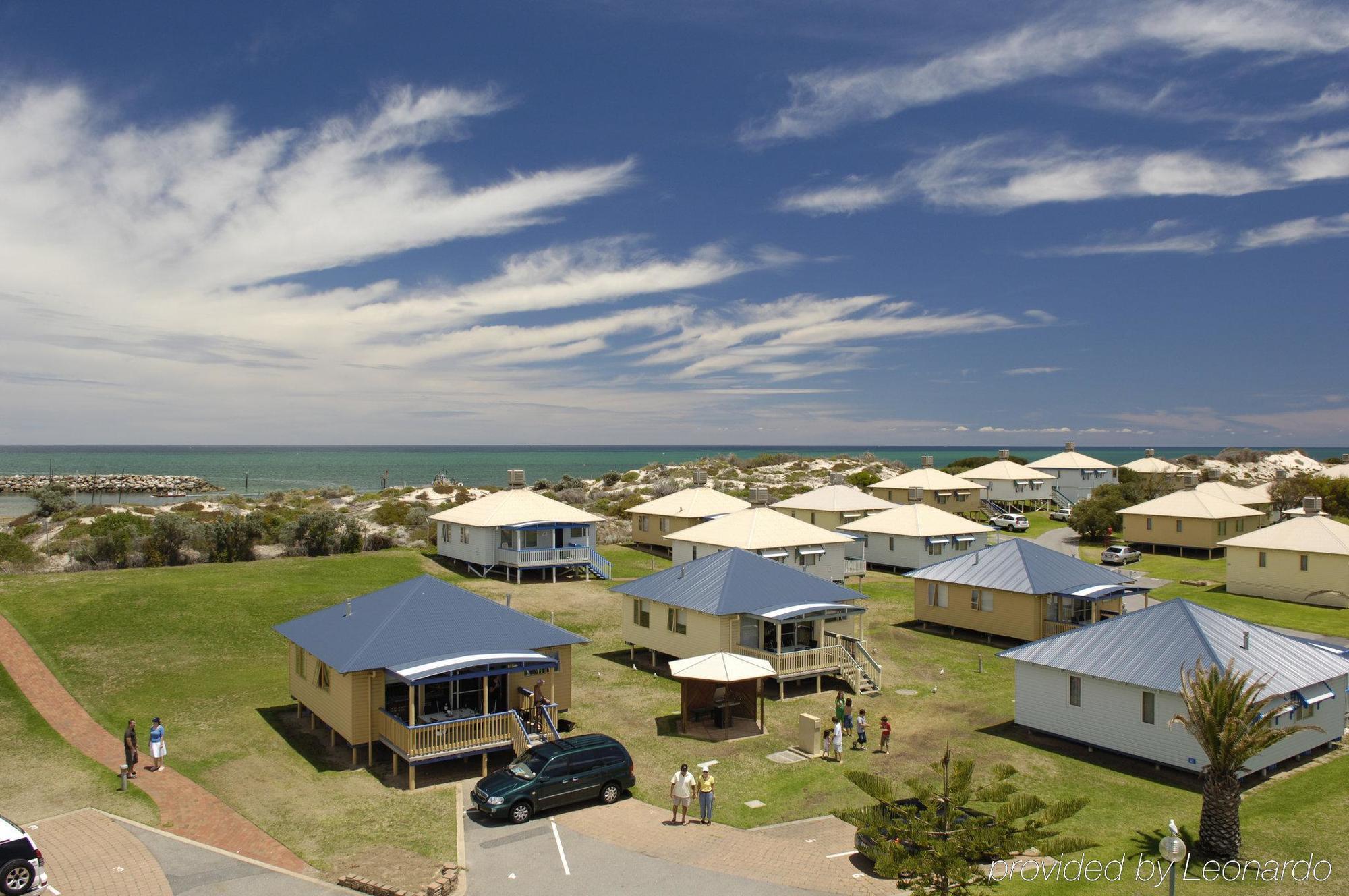 The Retreat West Parks Holiday park 4*