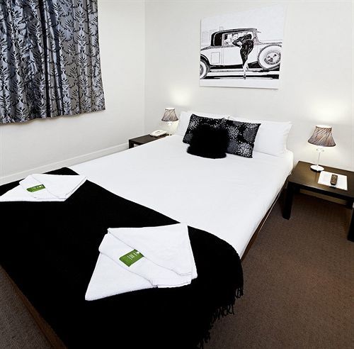 Ambassadors Inn 3*