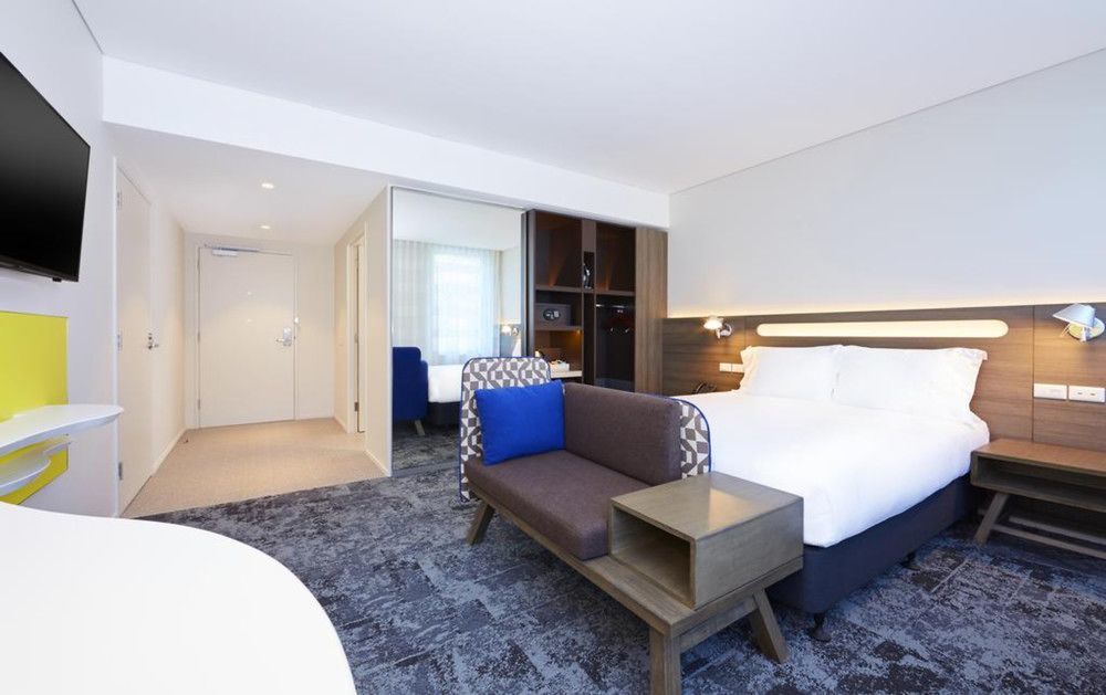 Express Centre By Ihg 4*