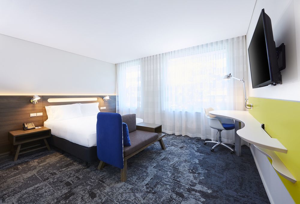 Express Centre By Ihg 4*