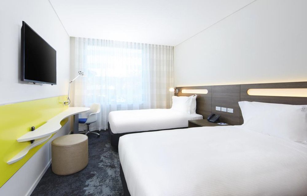 Express Centre By Ihg Hotel